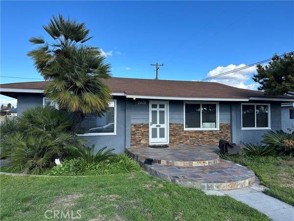 2408 Heather Avenue, Long Beach, CA 90815