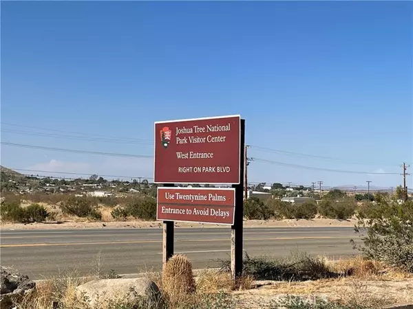 Joshua Tree, CA 92252,0 2.5 Acres LAND