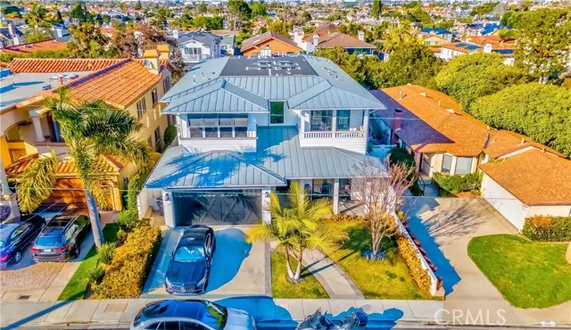 1747 Gates Avenue, Manhattan Beach, CA 90266