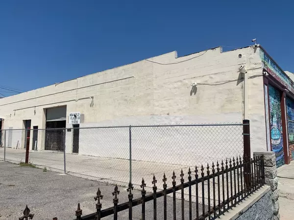 1911 4th, Los Angeles, CA 90018