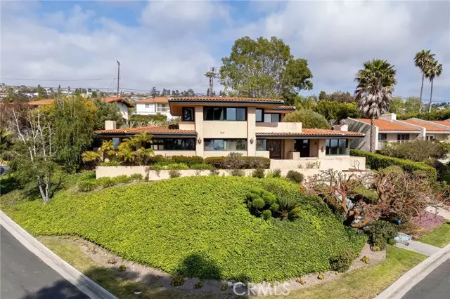 Palos Verdes Estates, CA 90274,1432 Via Coronel