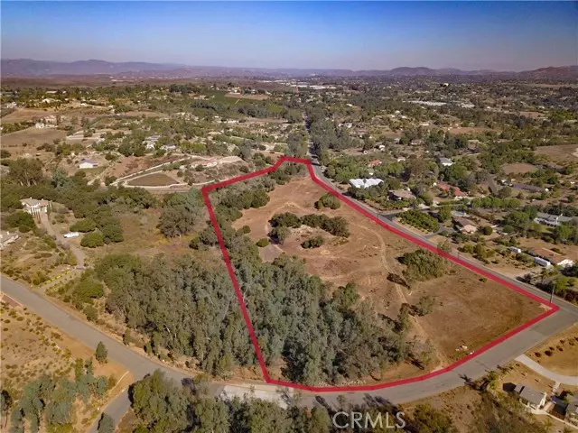 Fallbrook, CA 92028,4664 Highland Oaks Street