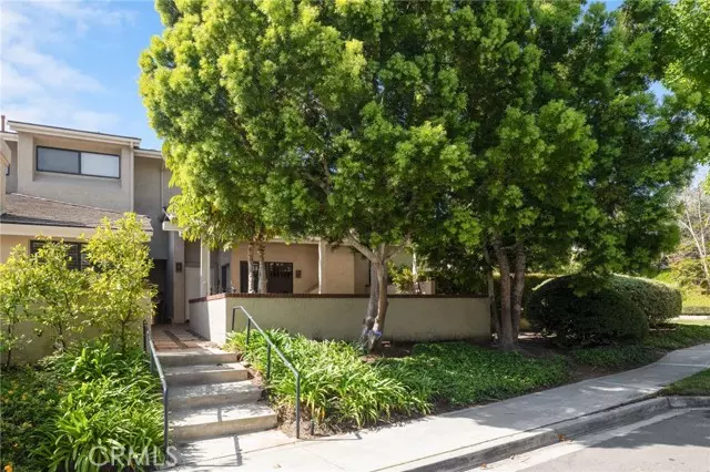 21 Laguna Court, Manhattan Beach, CA 90266