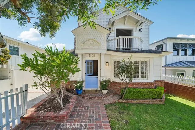 3108 North Poinsettia Avenue, Manhattan Beach, CA 90266