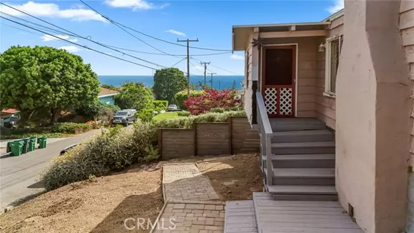 684 Seaview Street,  Laguna Beach,  CA 92651