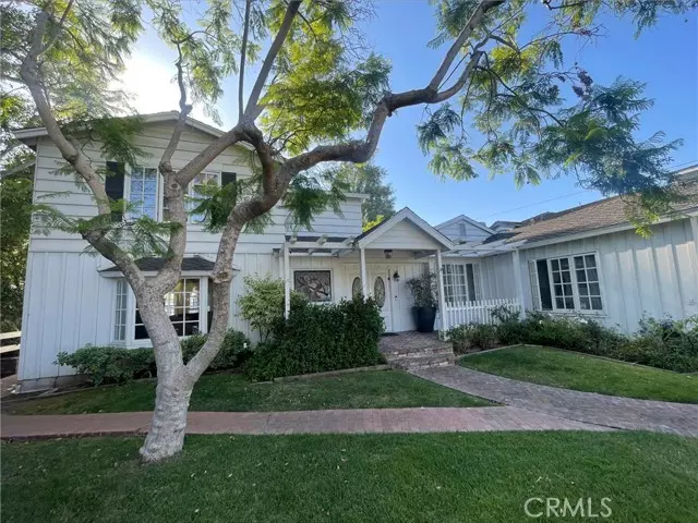 23 Dapplegray Lane, Rolling Hills Estates, CA 90274