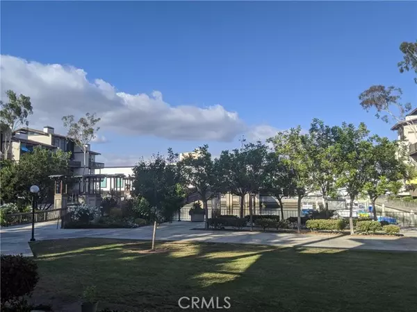 8103 North Marina Pacifica North Drive, Long Beach, CA 90803