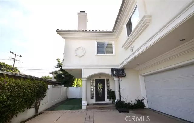 2224 Plant Avenue, Redondo Beach, CA 90278