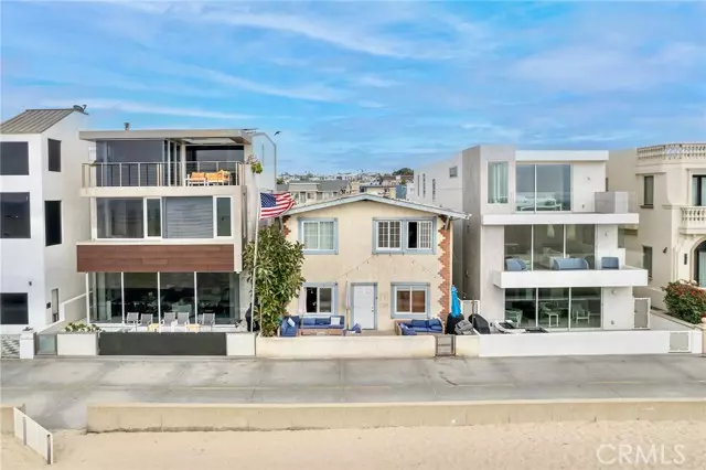 114 The Strand, Hermosa Beach, CA 90254