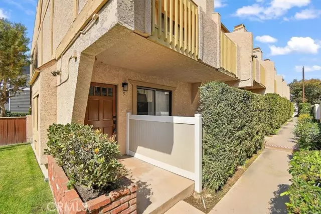 2610 Ruhland Avenue, Redondo Beach, CA 90278