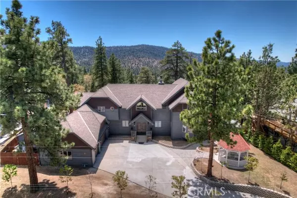 Big Bear City, CA 92314,727 Villa Grove Avenue