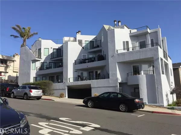 348 Manhattan Avenue, Hermosa Beach, CA 90254