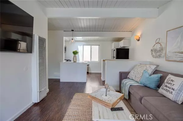 Manhattan Beach, CA 90266,217 35th Place