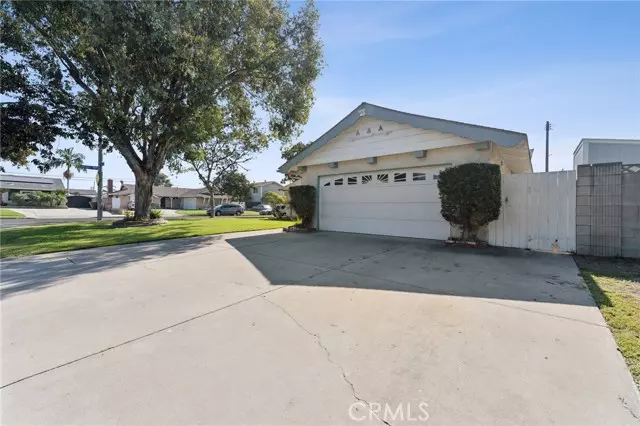 3422 West Rome Avenue, Anaheim, CA 92804