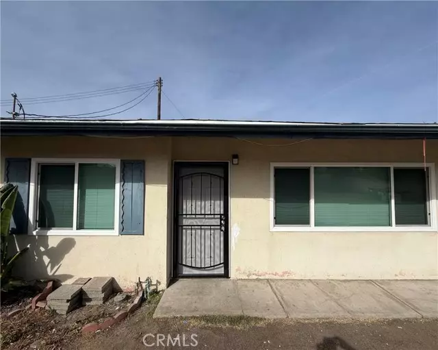 Lomita, CA 90717,25048 Walnut Street