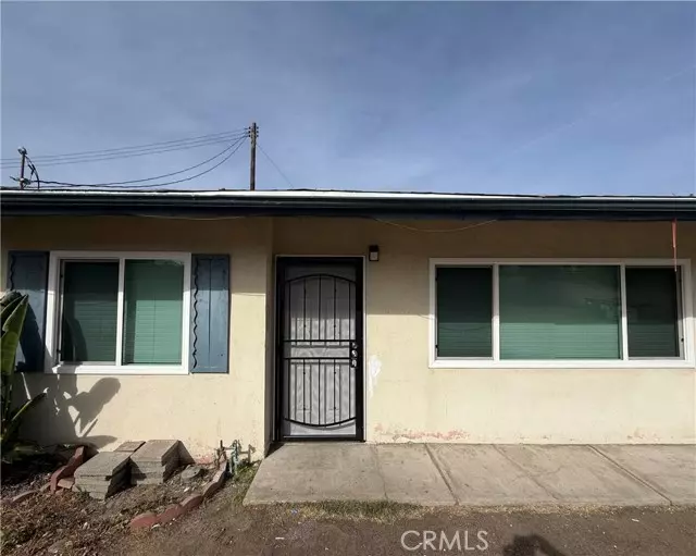 Lomita, CA 90717,25048 Walnut Street