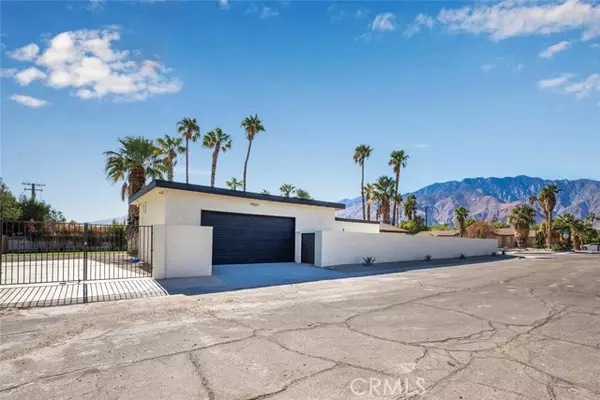 Palm Springs, CA 92262,2890 North Farrell Drive