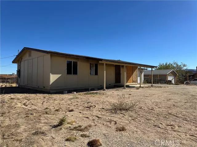 Joshua Tree, CA 92252,4851 Avenida La Manana