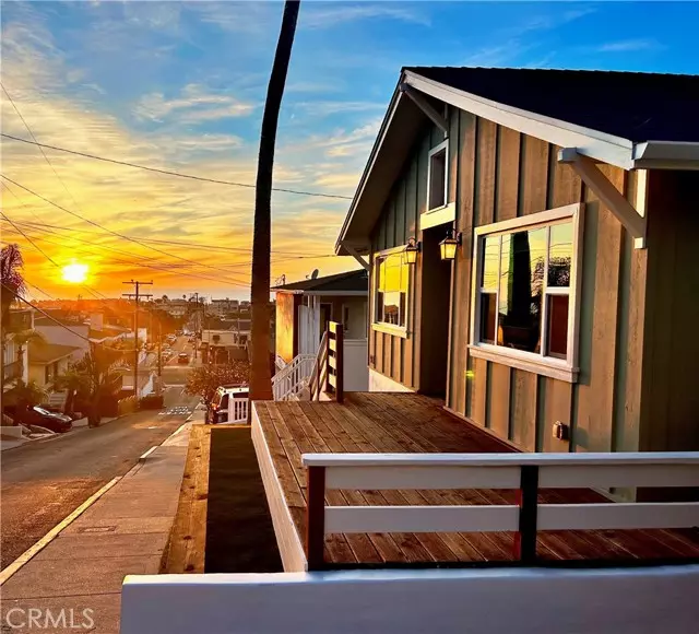 903 8th Street, Hermosa Beach, CA 90254