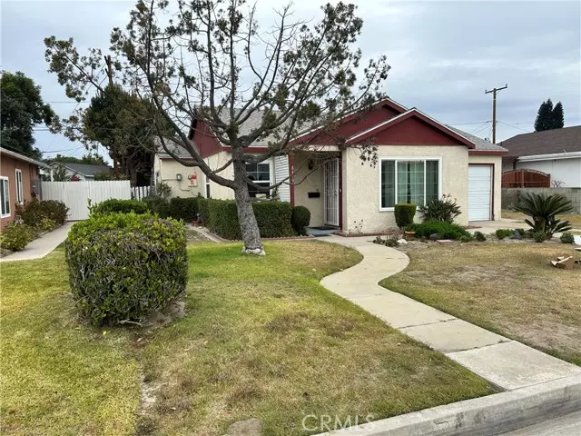 Downey, CA 90242,8419 Devenir Avenue