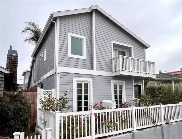 Manhattan Beach, CA 90266,464 36th Street