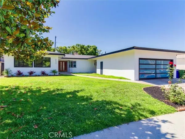 5532 West 62nd Street, Los Angeles, CA 90056