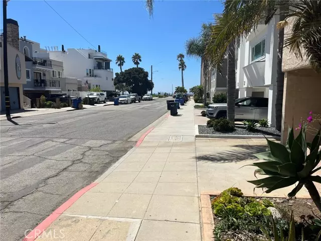 Hermosa Beach, CA 90254,77 15th Street