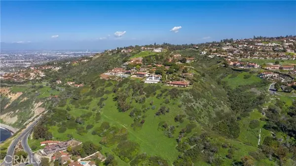 Palos Verdes Estates, CA 90274,948 Paseo La Cresta