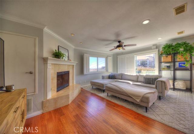 San Pedro, CA 90731,779 W 24th