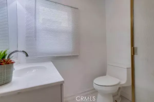 Lomita, CA 90717,25016 Narbonne Avenue