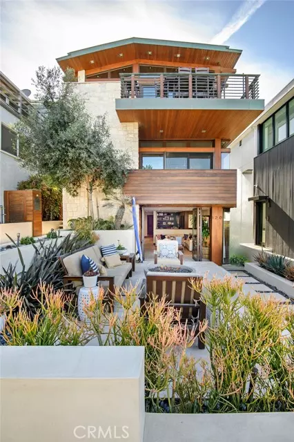 Manhattan Beach, CA 90266,120 2nd Street