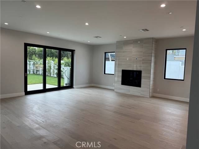 Manhattan Beach, CA 90266,1612 Gates Avenue