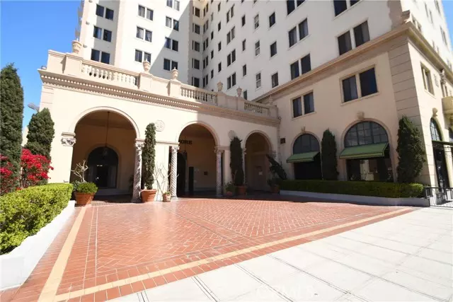Long Beach, CA 90802,315 West 3rd Street