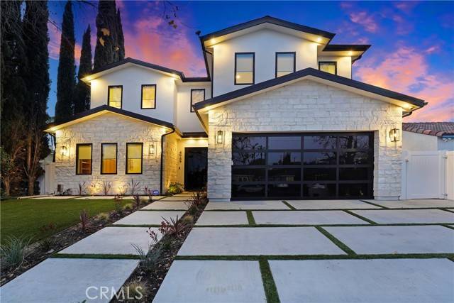 4949 Petit Avenue, Encino, CA 91436