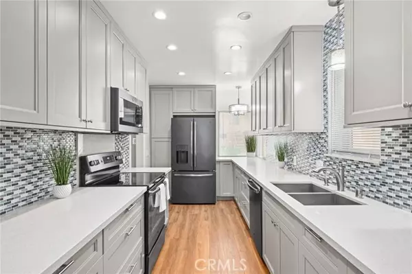 2036 East 3rd Street, Long Beach, CA 90814