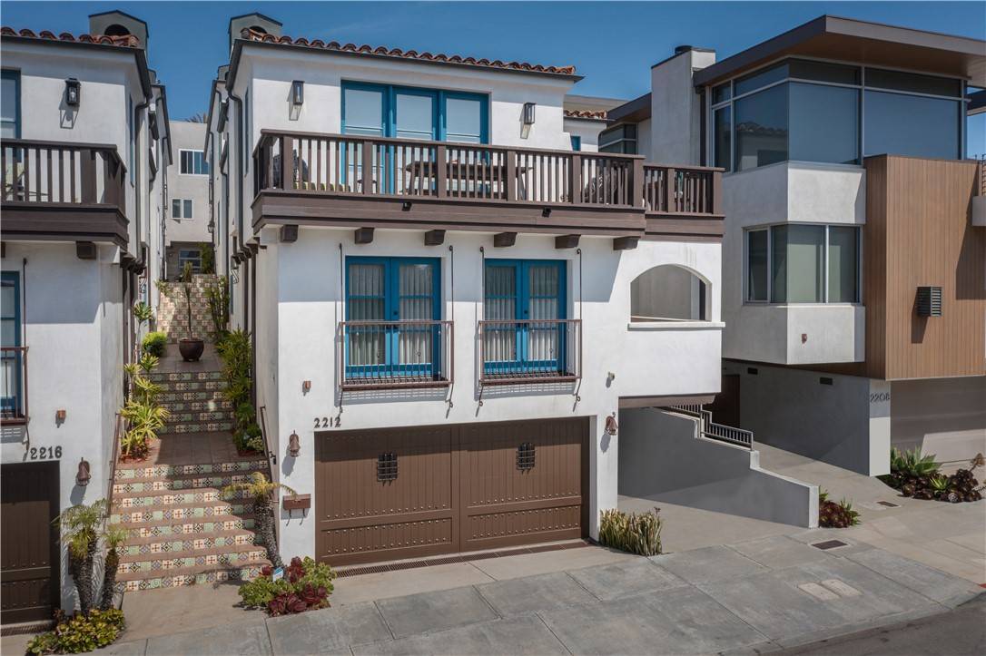 2212 Manhattan Avenue, Manhattan Beach, CA 90266