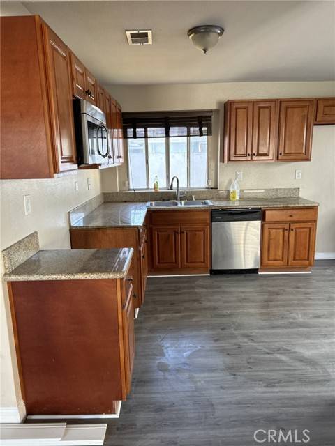 Long Beach, CA 90805,1829 East Jackson Street