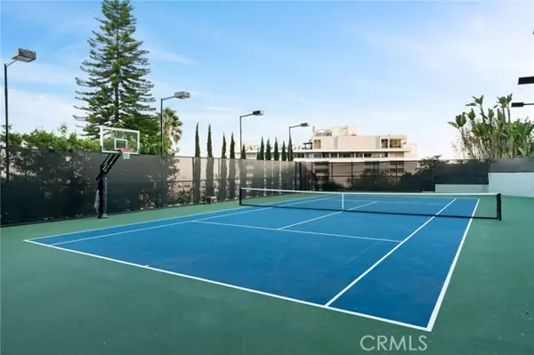West Hollywood, CA 90069,1447 North Kings Road