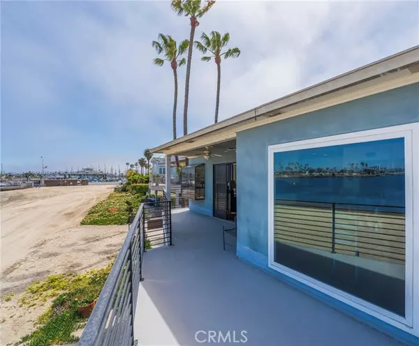 Long Beach, CA 90803,53 68th Place