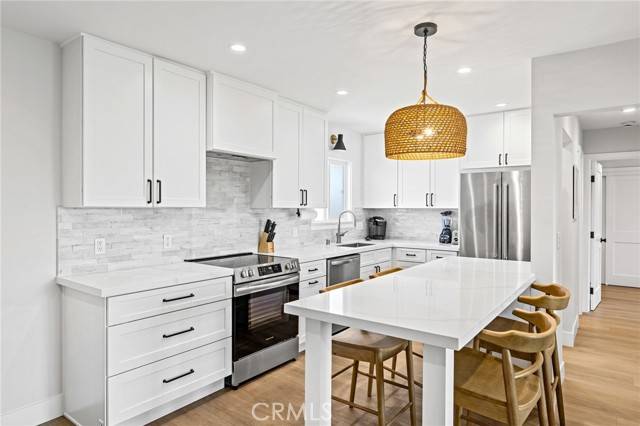 15 15th Street, Hermosa Beach, CA 90254