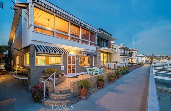 Newport Beach, CA 92662,1402 South Bay Front