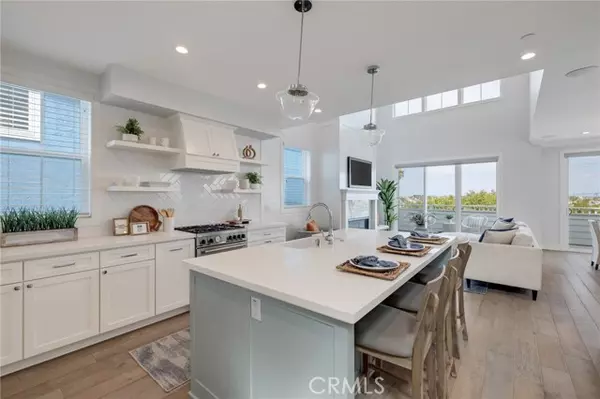 1524 Wollacott Street, Redondo Beach, CA 90278
