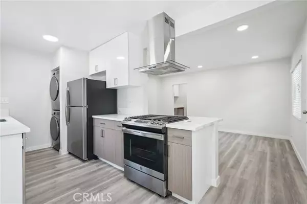 Los Angeles, CA 90066,12111 Washington Place