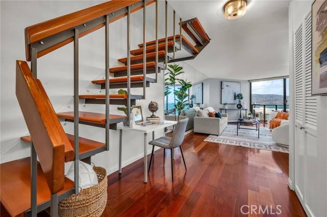 Redondo Beach, CA 90277,531 Esplanade