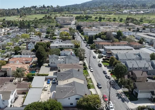 Lomita, CA 90717,25830 Cypress Street