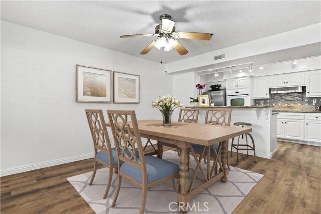 Redondo Beach, CA 90277,230 South Catalina Avenue
