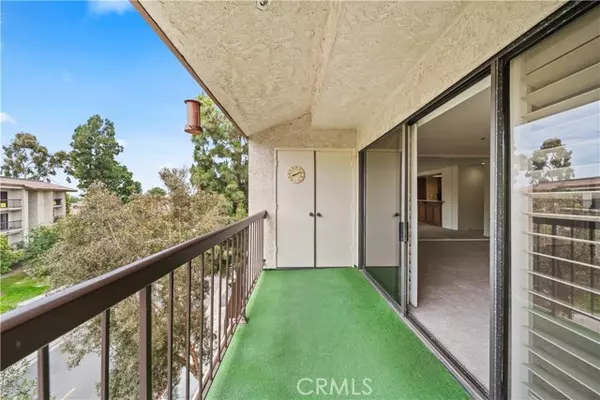13601 Del Monte Drive, Seal Beach, CA 90740