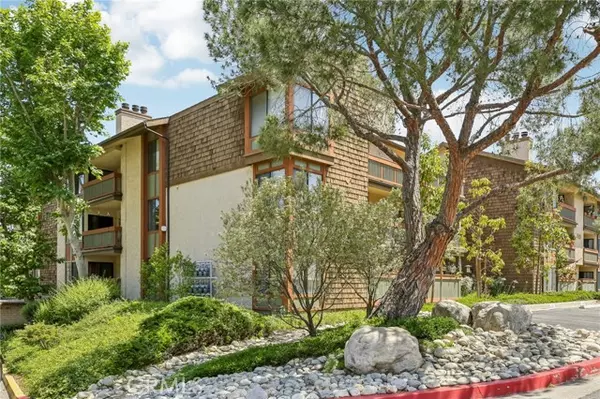 2506 East Willow Street, Signal Hill, CA 90755