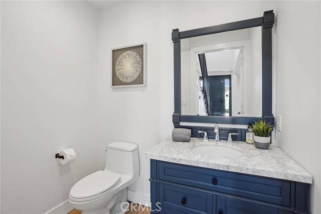 Manhattan Beach, CA 90266,2501 North Poinsettia Avenue