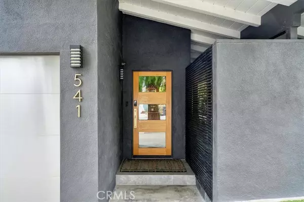 Manhattan Beach, CA 90266,541 1st Street